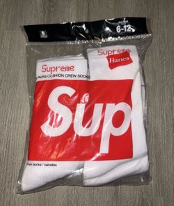 Supreme Socks