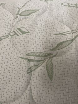 Mattress Topper Queen Size, Soft Cooling Pillow Top Mattress Topper Rayon Made From Bamboo Mattress Pad Cover