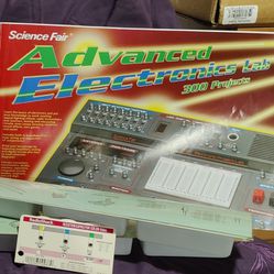 RadioShack Science Fair Advanced Electronics Kit