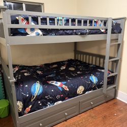 Twin Bunk Bed + 2 Mattresses