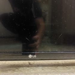 50 Inch LG Smart TV 