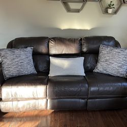 2 Leather couches 