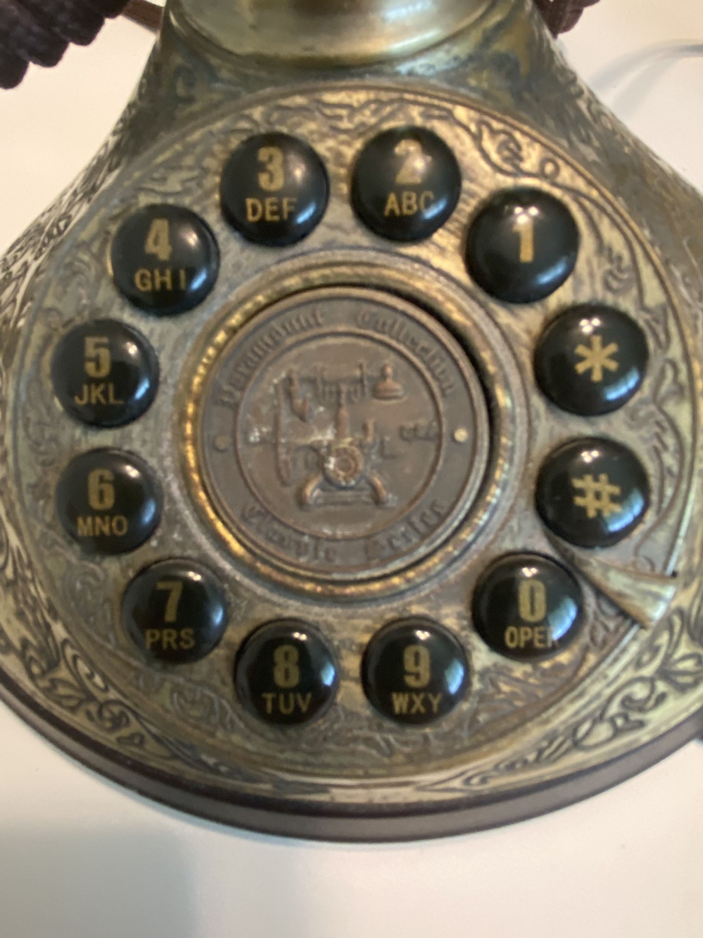 Vintage Paramount Collection Classic Series Push Button phone