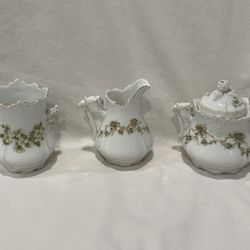 Vintage Elgantine Porcelain Sugar/ Creamer Set Plus One