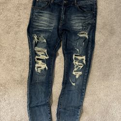 Amiri MX1 Distressed Jeans