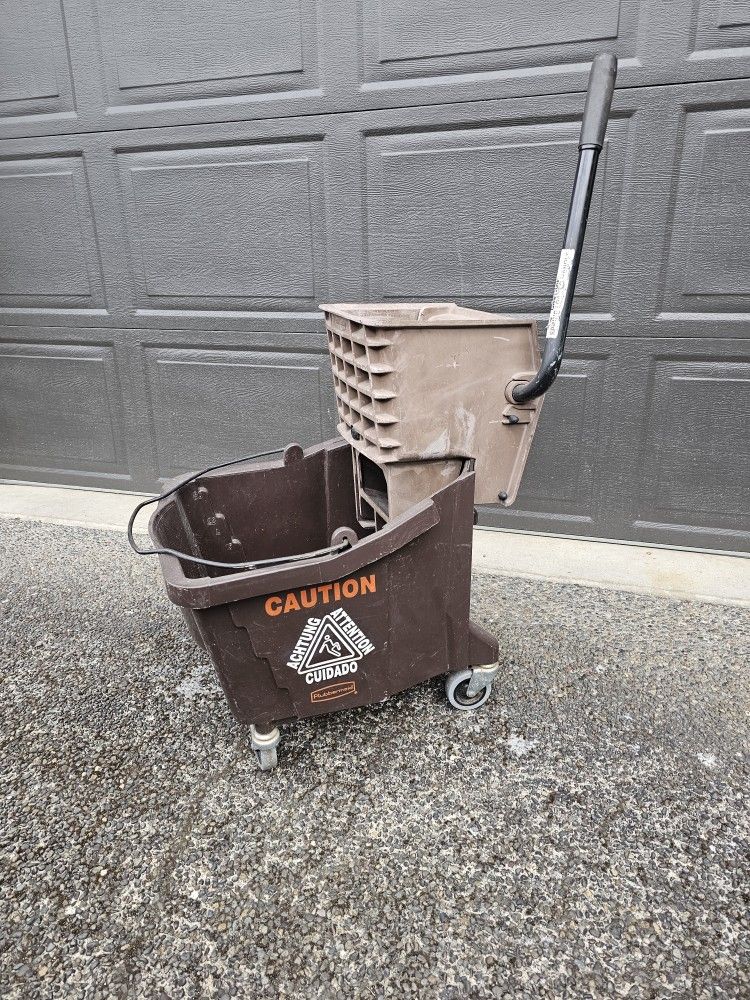 Commercial Mop Bucket