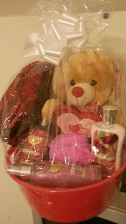 Valentines day gift baskets