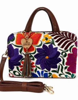Embroidered floral handbag