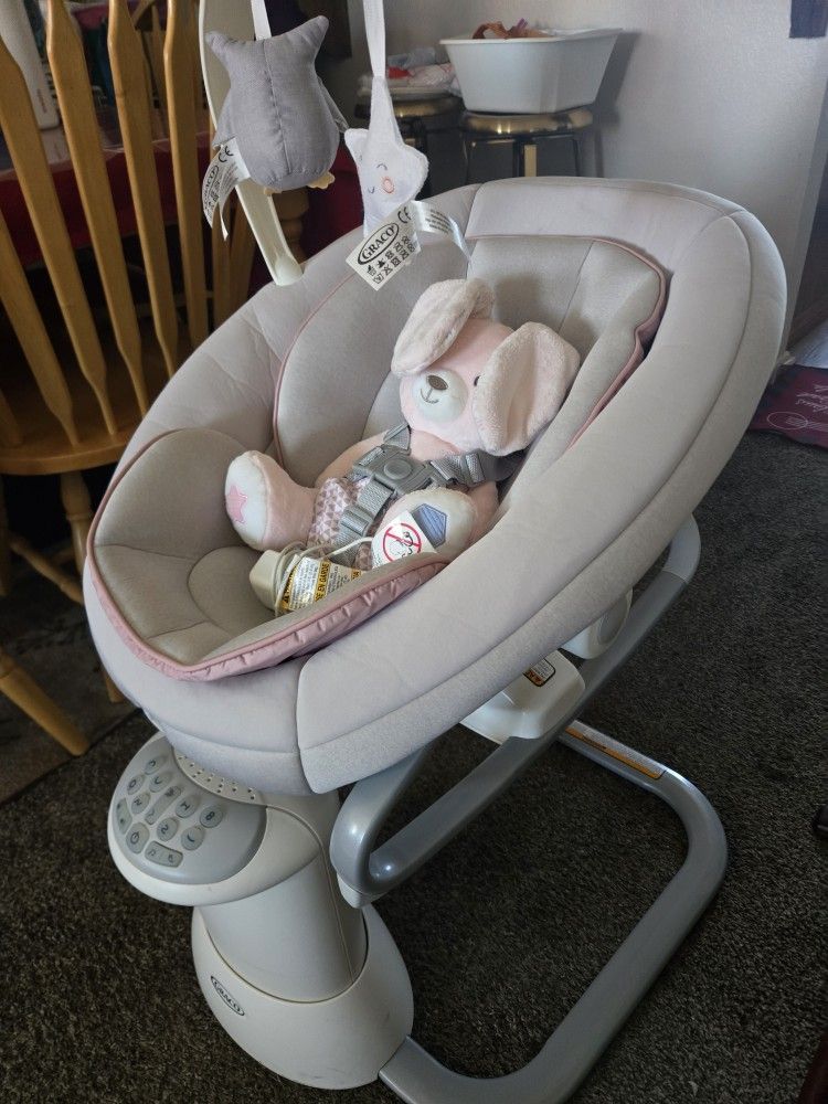 Graco Baby Swing