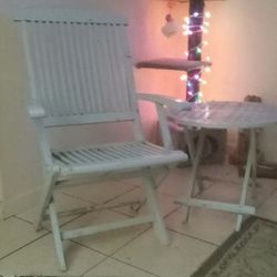 Shabby Chic Robin's Egg Blue Distressed Foldable Chair And Side Table