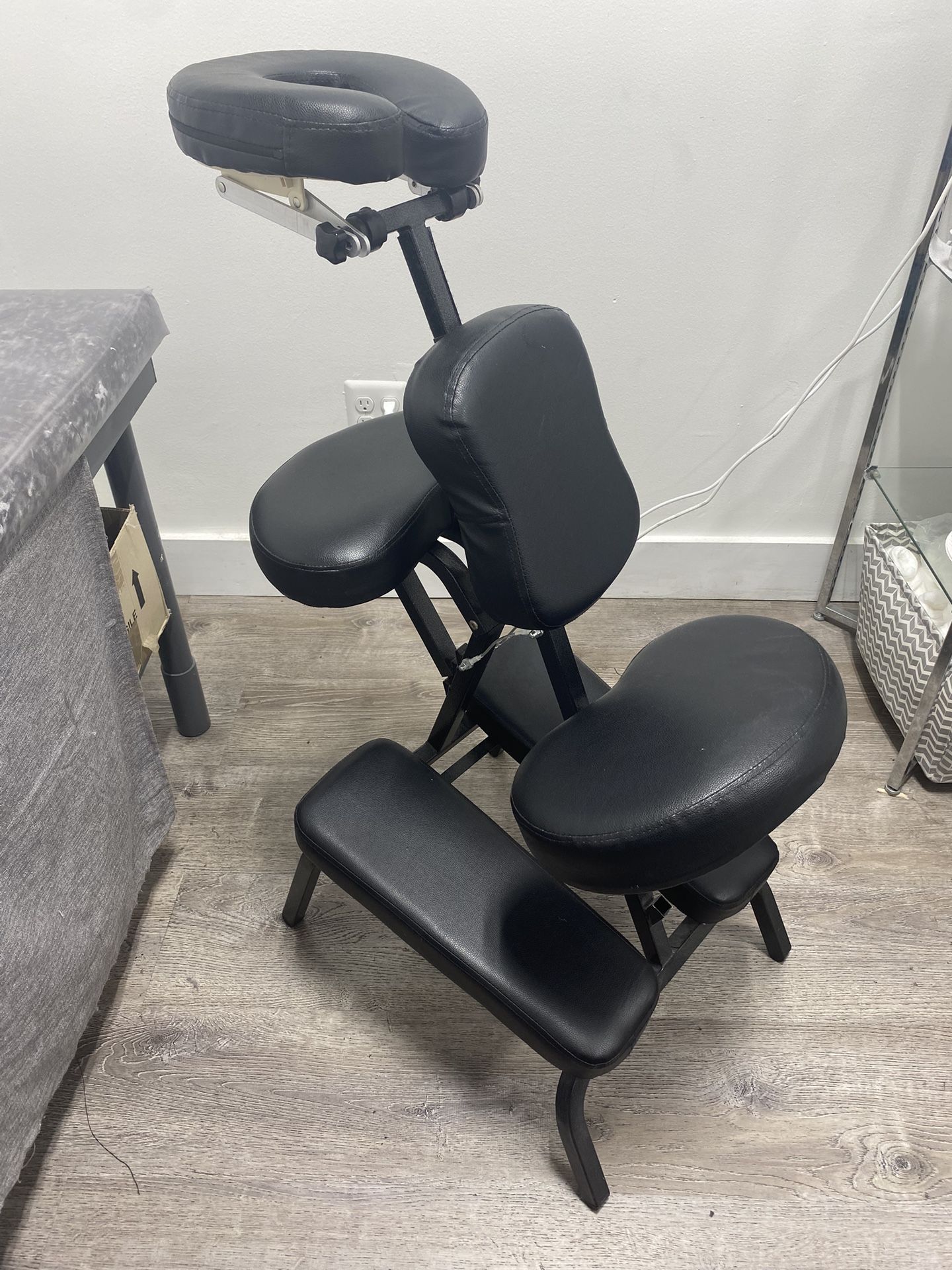 Ataraxia Leather Portable Massage Chair
