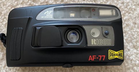 Ricoh AF-77 35mm Film Camera