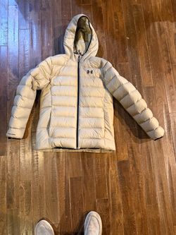 Under Armour Puffer — Medium