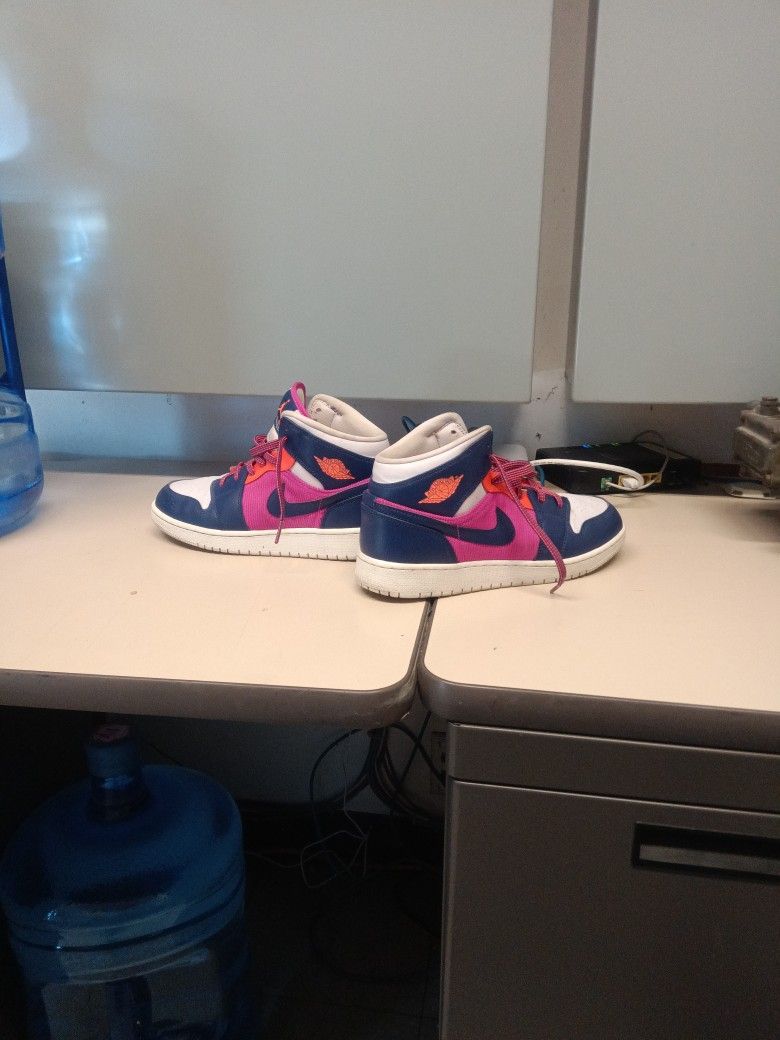 Nike , Jordan