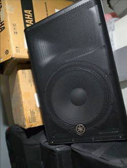 4 yamaha dxr15 mk11+ case $2000