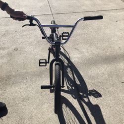 Cult “CC01” Complete BMX Bike