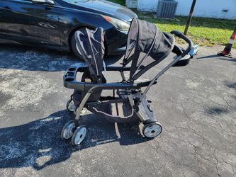 Graco Double Stroller With Infant Attachment