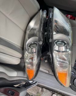 Original OEM Toyota Sienna 2011-2014 Front Headlight