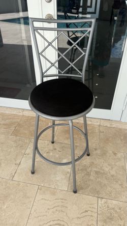 Juego de 3 banquetas- Set of 3 Counter Stools