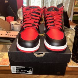 Jordan Mid GS