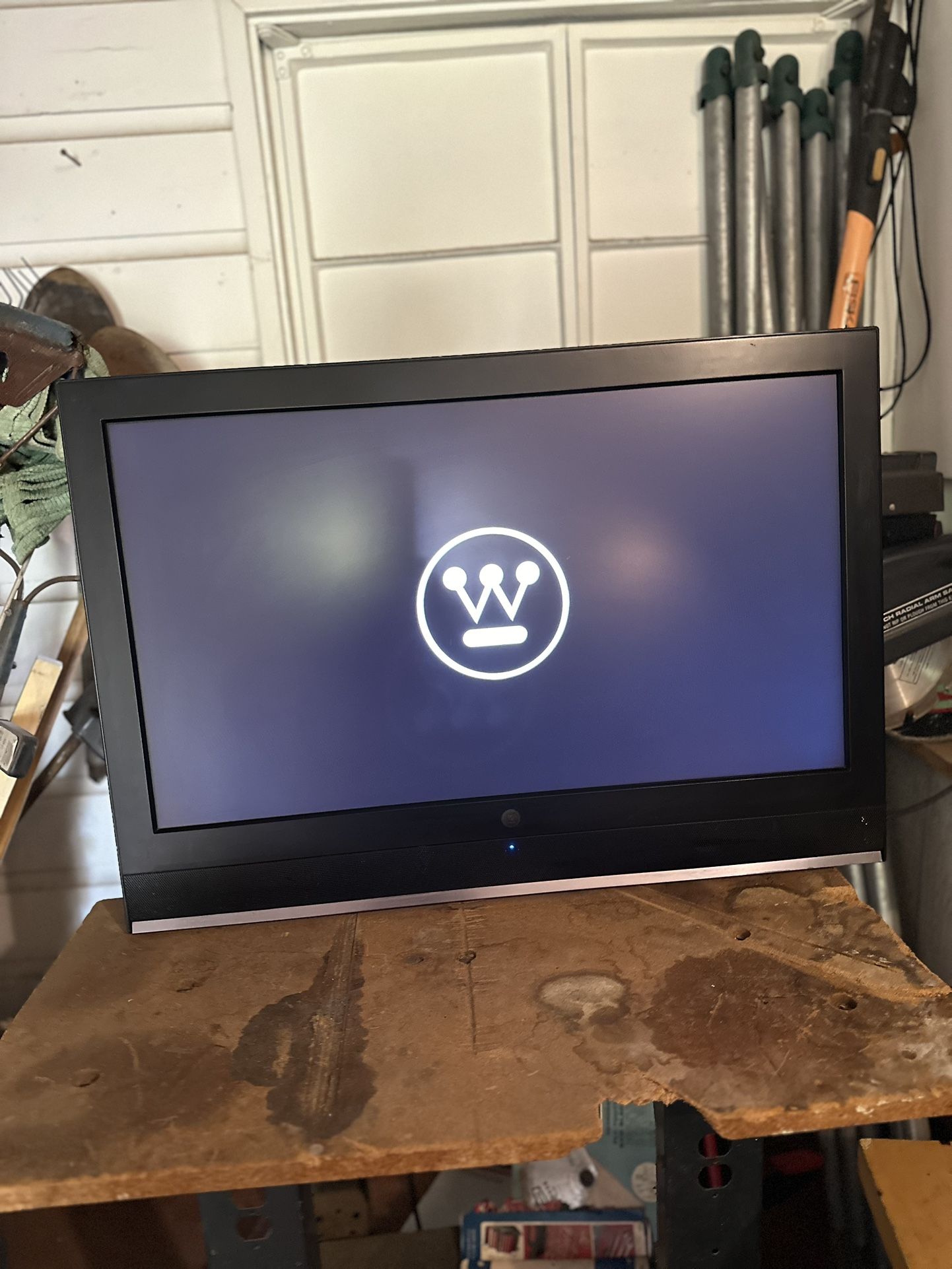 Westinghouse 32” LCD TV