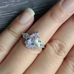 Lovely Silver Plated Ring Size 6