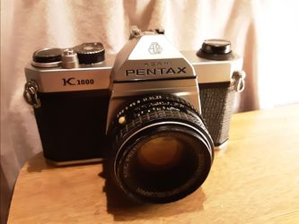 Pentax K1000 35mm Film Camera w/ SMC Pentax-M 50mm f/2 Lens - Japan Made