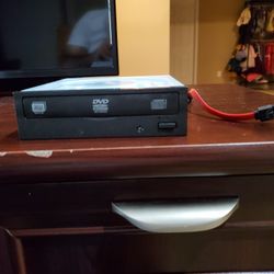 Lite-On iHAS124 Internal DVD-Writer

