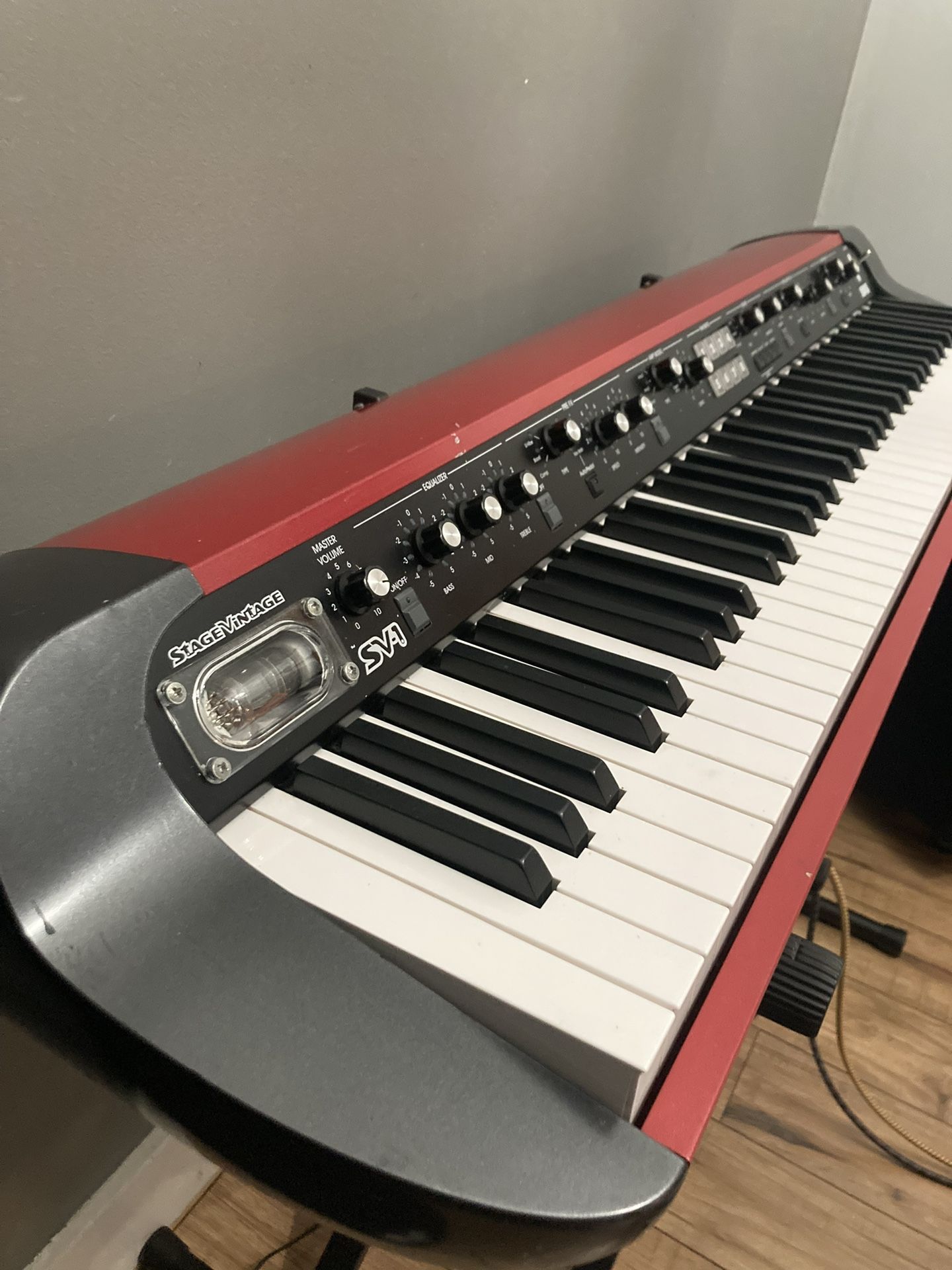 Korg SV-1 Keyboard Piano