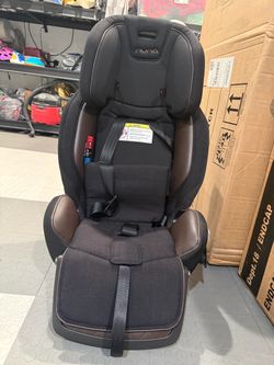 Nuna Executive Car Seat (no infant insert)