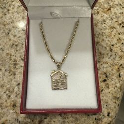 14k Gold Rope Chain & 10k Traphouse Pendant