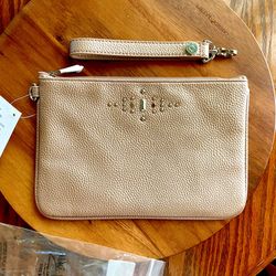 **RARE** Rubie Mini Wristlet - Rose Glow Pebble with Gems - Thirty-One Gifts