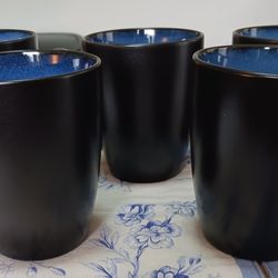 NEW 5 GIBSON HOME BLACK/BLUE COFFEE CUPS