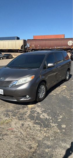 2016 Toyota sienna xle