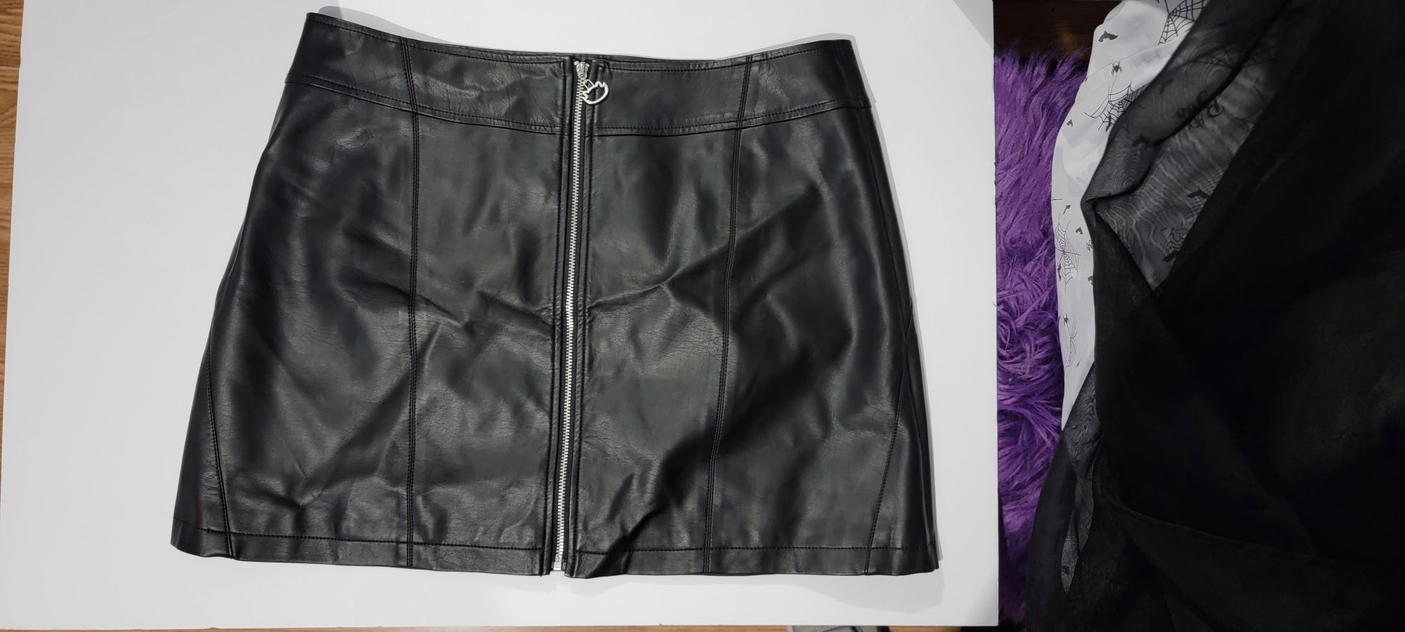 Junior's Hot Topic Riverdale Size Large Josie PU Faux Leather Skirt NWT