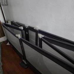 59" x 79" x 27" Play Pen