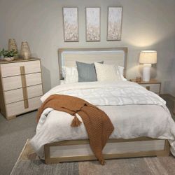 Wood Bedroom Set With Led Light Headboard New Style 3 Pcs Bed Chest Nightstand 