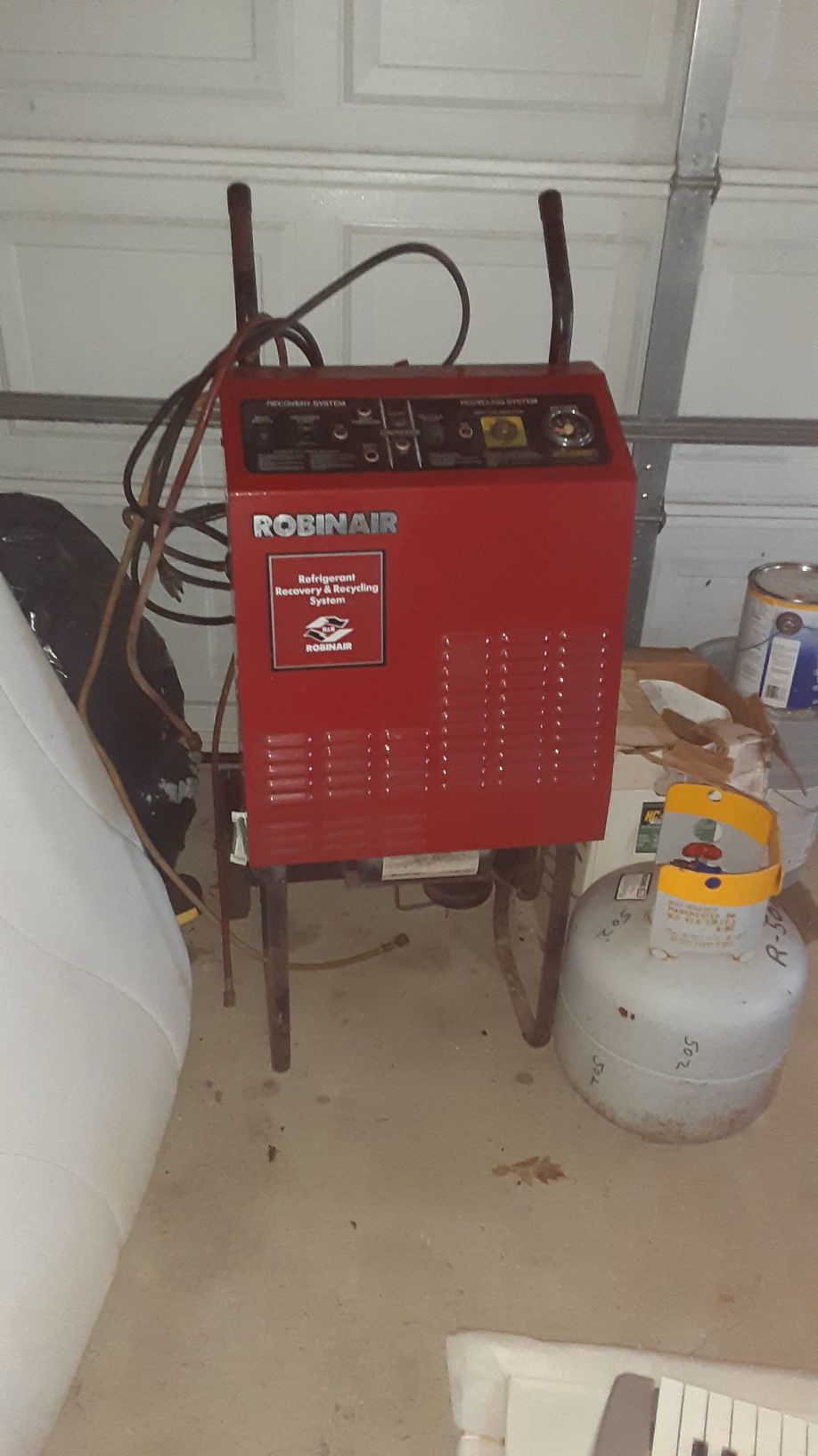 Robinair freon recovery machine