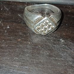 10 Karat White Gold Diamond Ring