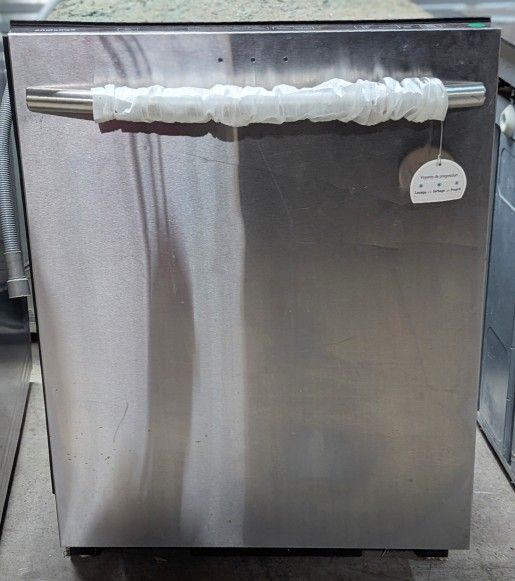 Samsung Dishwasher w/Top Controls