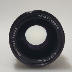 Voigtländer 42.5mm f/0.95 For Lumix MFT-Micro Four Thirds Mount Manual Lens