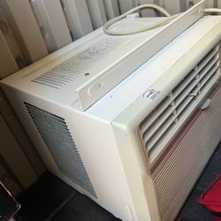 Daewoo AC Conditioner 
