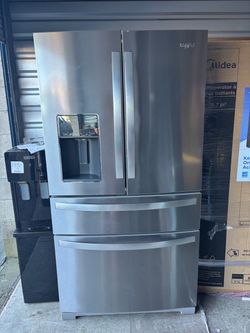 New Whirlpool 4-Door French Door Refrigerator Ice/Water Indoor