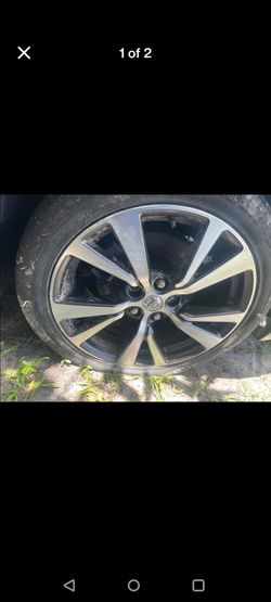 Nissan Maxima parts rims two wheels