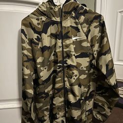 Nike Green Camo Windbreaker Medium 