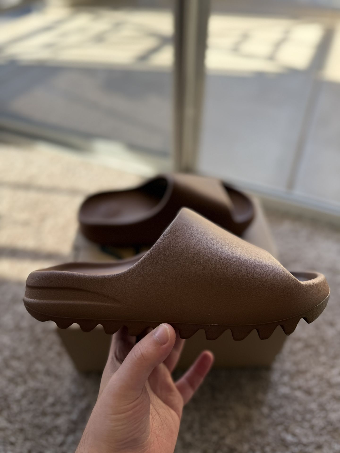 Size 8 - adidas Yeezy Slide Flax