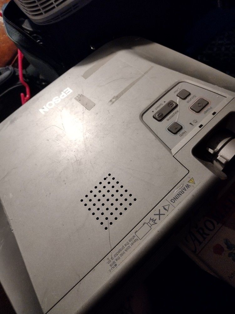 Epson PowerLite 73c XGA 3LCD Projector