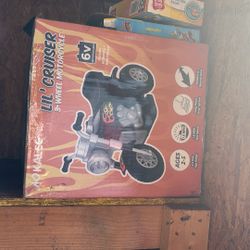 Lil Cruiser Never Opened