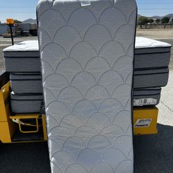 Twin Beds XL