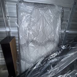 twin bed with frame 